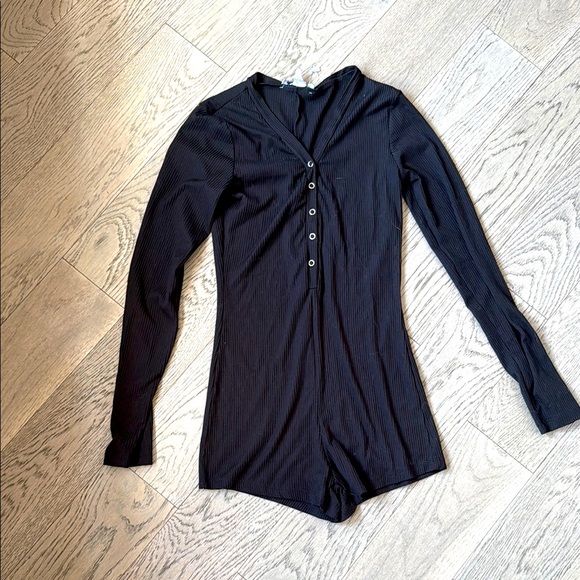 Pants - Black Long Sleeve Button-Up Romper